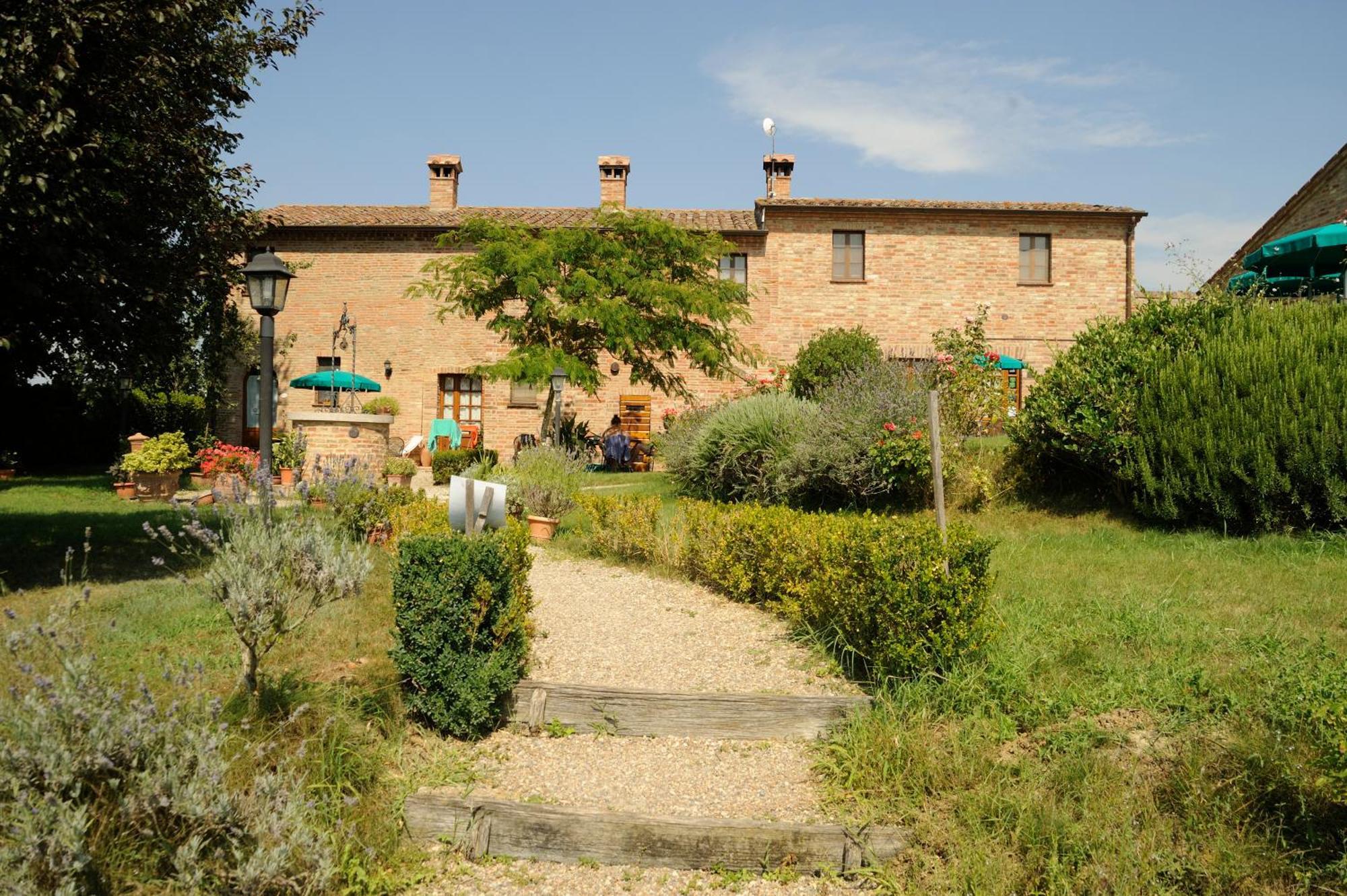 Agriturismo I Fuochi Villa Valiano Buitenkant foto