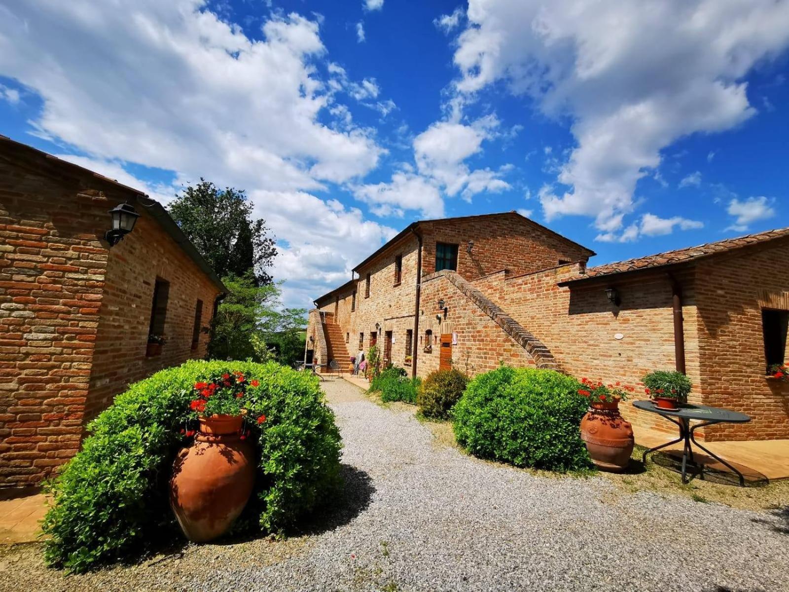 Agriturismo I Fuochi Villa Valiano Buitenkant foto